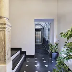 Elegant Loft In San Matteo By Wonderful Italy